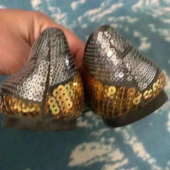 BC Golden and silver sequin canvas ballet flats seven - Picture 7 of 7